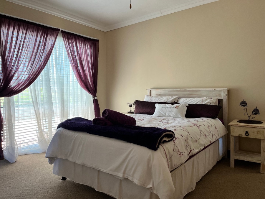 6 Bedroom Property for Sale in Tergniet Western Cape